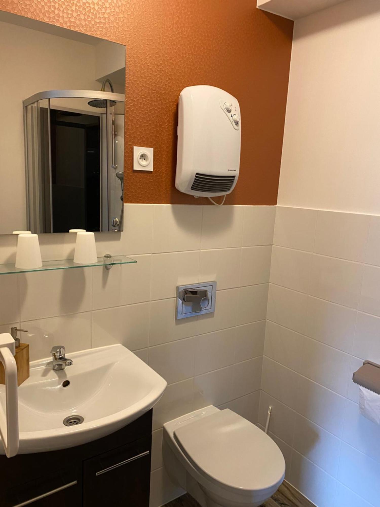 Hotel Le Saint Amand Екстер'єр фото