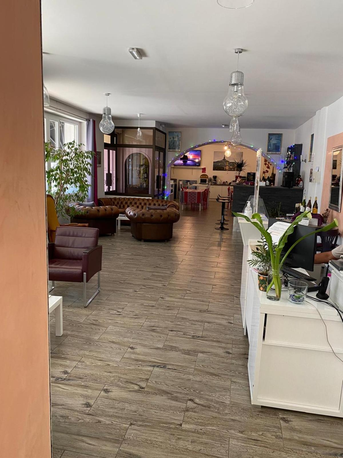 Hotel Le Saint Amand Екстер'єр фото